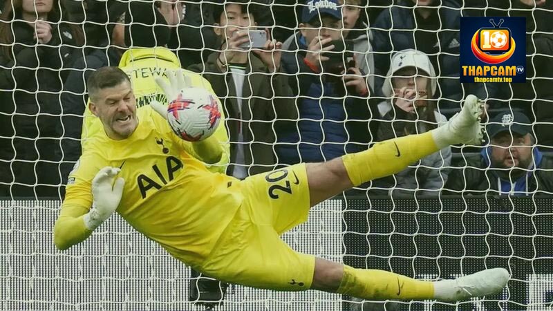 fraser forster tại tottenham